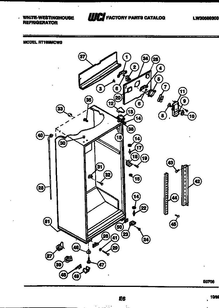 CABINET PARTS Diagram and Parts List for RT199MCV0  Frigidaire Refrigerator