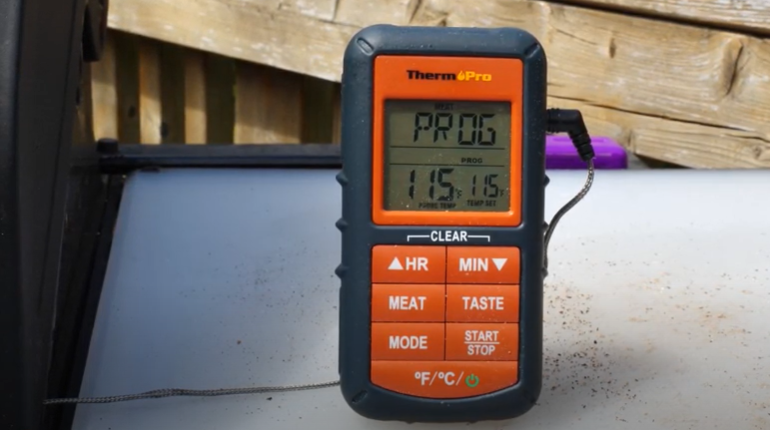 Internal temperature thermometer