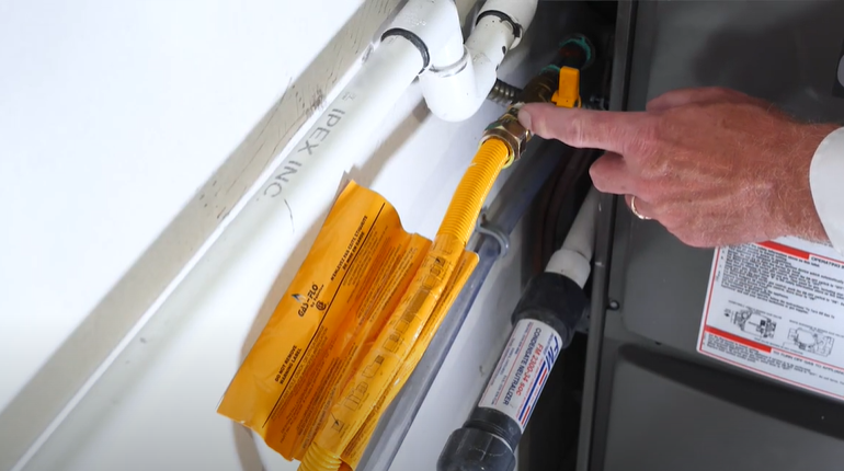 Check the gas connections