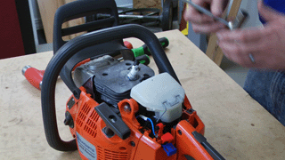 How to Replace the Clutch Sprocket on a Chainsaw