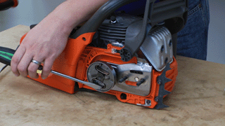 How to Replace the Clutch Sprocket on a Chainsaw