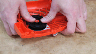 How to Repair the Starter on a Chainsaw
