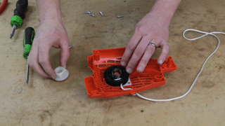 How to Repair the Starter on a Chainsaw
