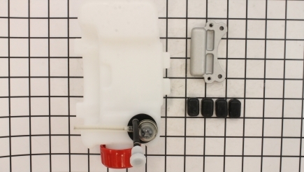 Pruner Parts: Leaks gas