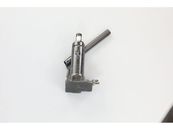 10006796-1-M-Bear Cat-73722-12-Jack, Hydraulic-2 Ton