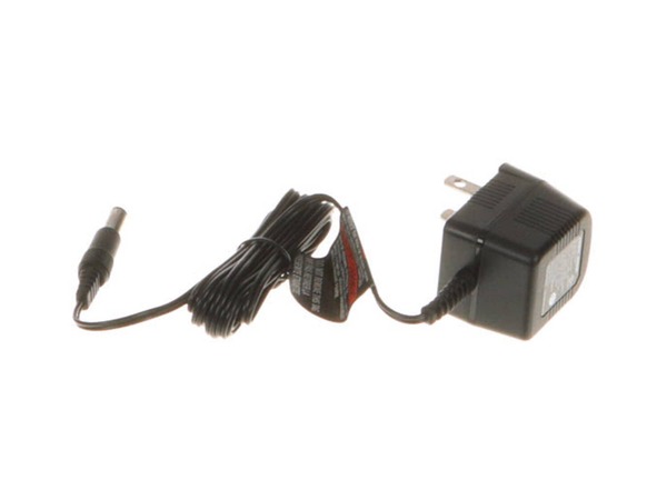 10022787-1-M-Black and Decker-90532615-01-Charger
