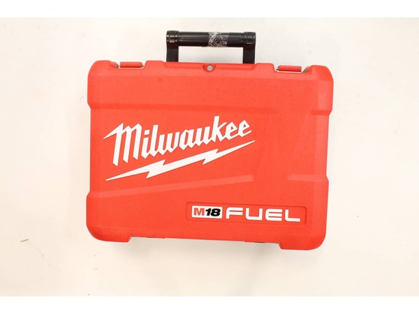 10129174-1-M-Milwaukee-42-55-2604-Blow Molded Carrying Case