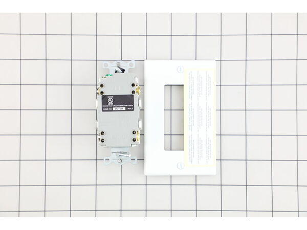 10135693-1-M-Mi-T-M-32-0245-Gfci Outlet