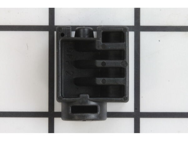 10150419-1-M-Makita-417117-6-Lock-Off Button