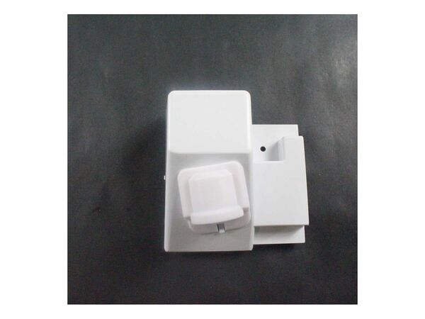 1015717-1-M-GE-WR23X10465        - HOUSING LIGHT Lower ASM