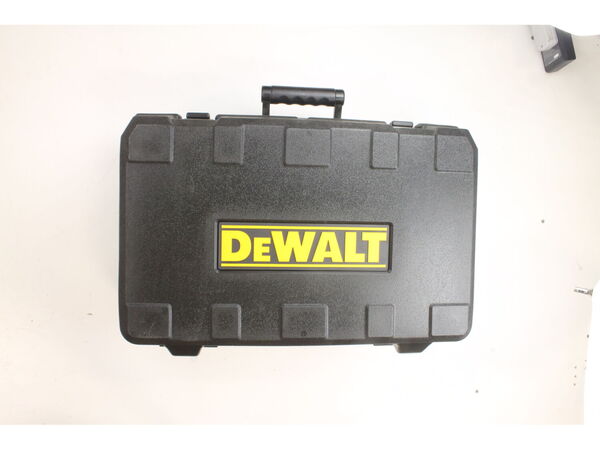 10183211-1-M-DeWALT-640275-00-Kitbox