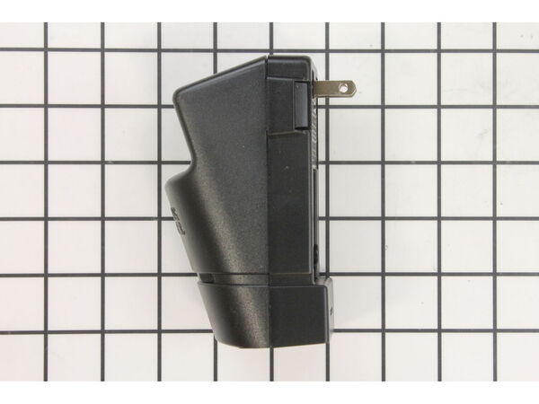10198372-1-M-Craftsman-152370-03-Charger