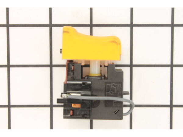 10238588-1-M-Craftsman-SP68223-Switch