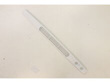 Grille – Part Number: SR401658