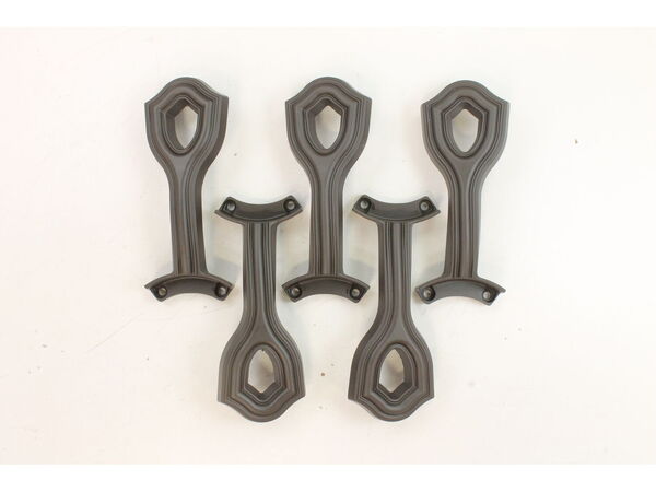 10370970-1-M-Hunter-K060305299-Blade Iron Set