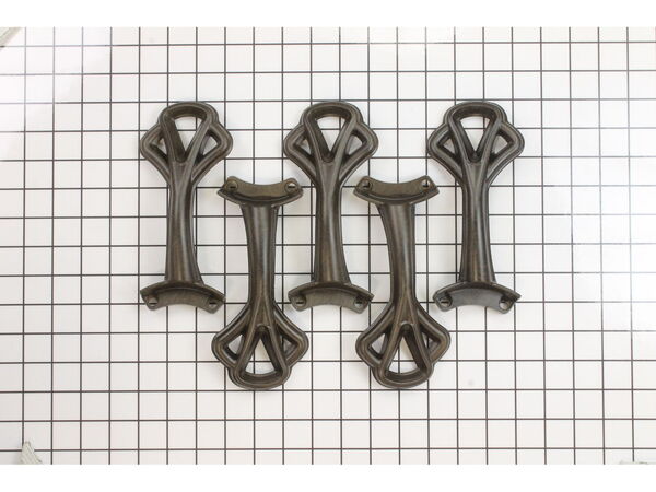 10371092-1-M-Hunter-K075105544-Blade Iron Set