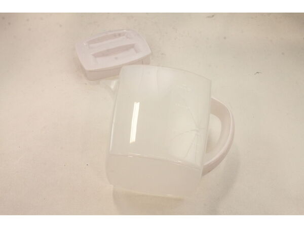 10424341-1-M-Mr Coffee-TP75-3 Quart Pitcher