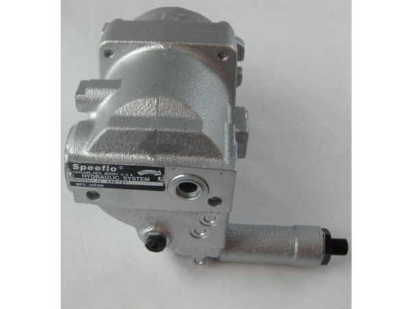 10497117-1-M-Titan-449-751-Hydraulic Pump