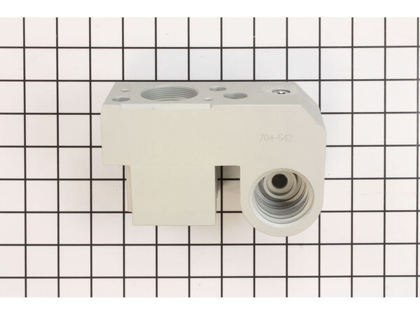 10498243-1-M-Titan-800-611-Pump Block