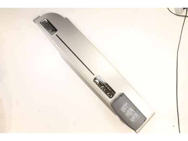 10510880-1-M-Weber-61469-Front Panel