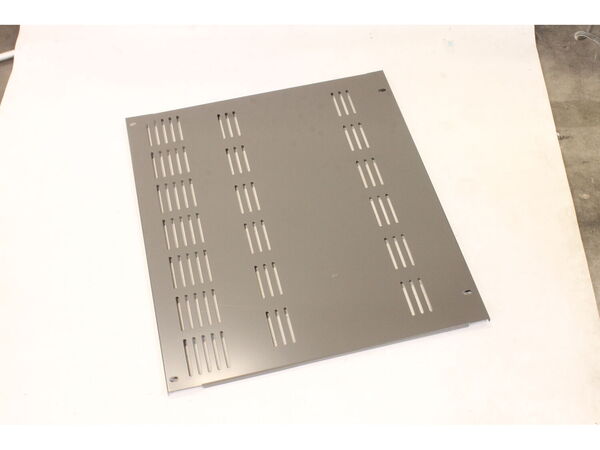 10511577-1-M-Weber-70352-Rear Panel