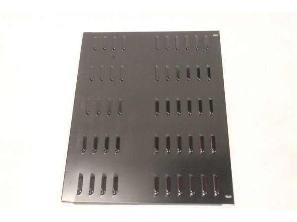 10512152-1-M-Weber-82621-Rear Panel