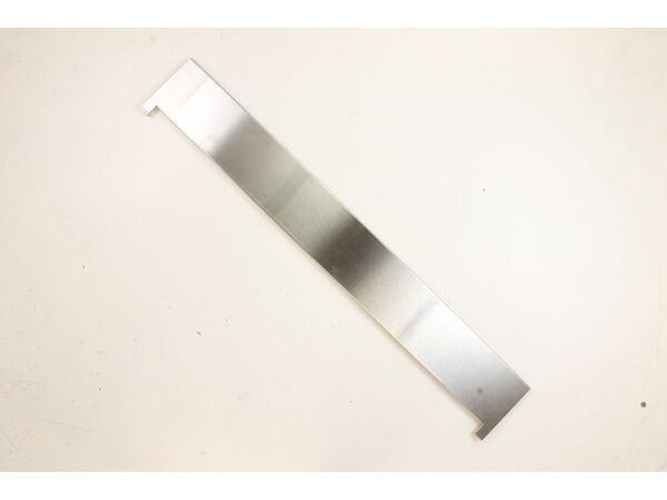 10512162-1-M-Weber-82665-Front Panel