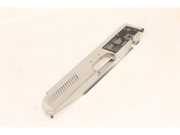 10512278-1-M-Weber-84902-Front Panel