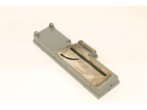 10516087-1-M-Wilton-5630321-Base Casting