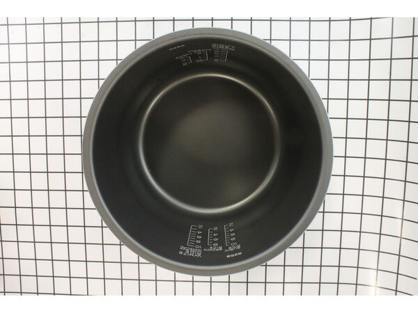 10518133-1-M-Zojirushi-8-NST-P174-Pan