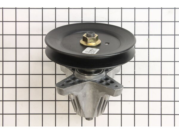 11813284-1-M-MTD-918-04822B-Lawn Tractor Mandrel Assembly