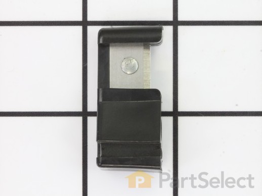 11876039-1-M-Paramount-534292705-Blade Retainer