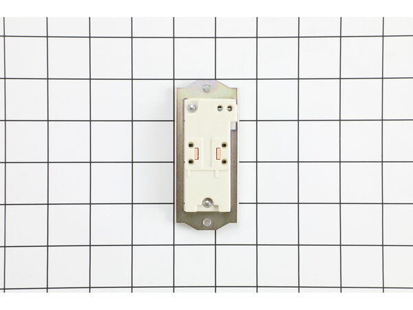11891650-1-M-Honda-32330-ZT3-C31-Receptacle Assembly (125v/15a)