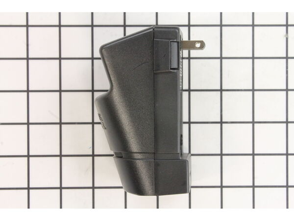 11926331-1-M-DeWALT-418413-09-Charger & Wallmnt VP130