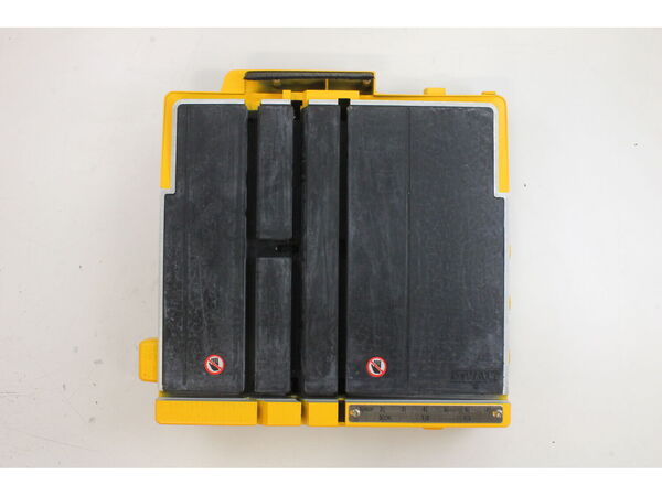11927921-1-M-DeWALT-617948-00-Cart (Complete With Rollers)