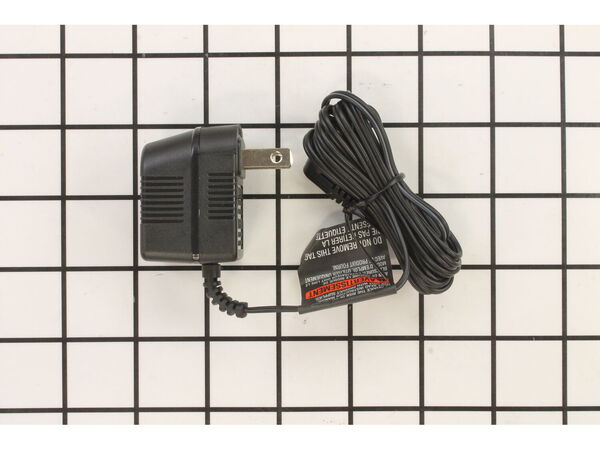 12004270-1-M-Black and Decker-90530404-01-Charger