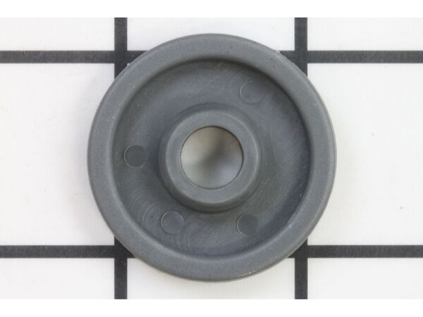 12058733-1-M-Waring-032709-Carriage Wheel