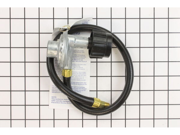 12059377-1-M-Weber-65570-Hose And Regulator