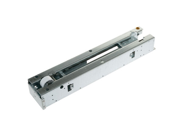 16226500-1-M-GE-WR13X33667-BASE CHANNEL RH