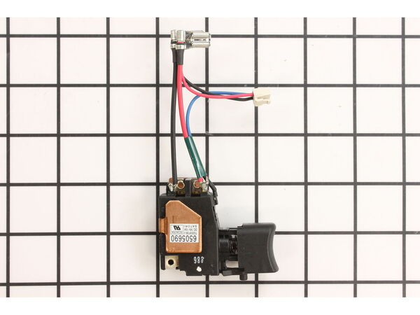 16609840-1-M-Makita-650569-0-Switch