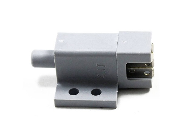17765583-1-M-Craftsman-532109553-CM-Switch