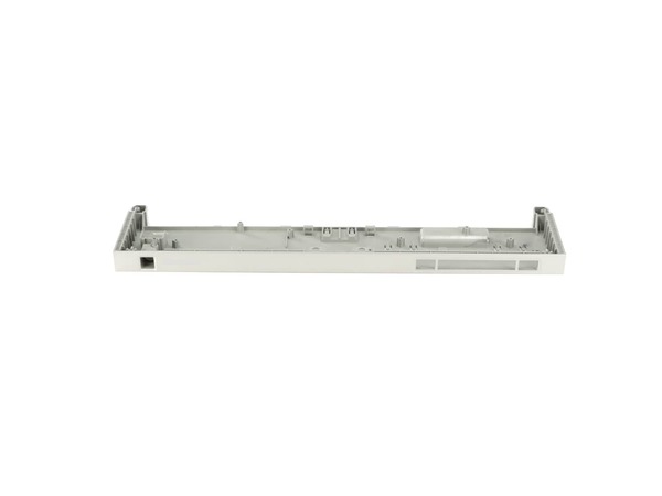 17801196-1-M-Blomberg-1731742100-Panel Group