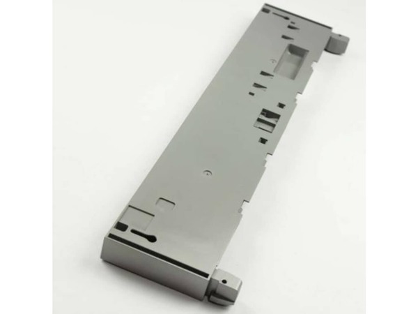17801199-1-M-Blomberg-1731745900-Panel Group
