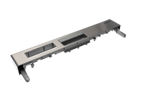 17802016-1-M-Blomberg-1765070286-Panel Group