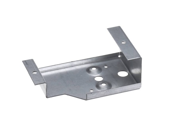 17803526-1-M-Blomberg-215600157-Switch