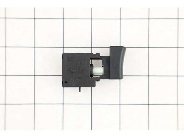 17809358-1-M-Skil-4870696029-Switch