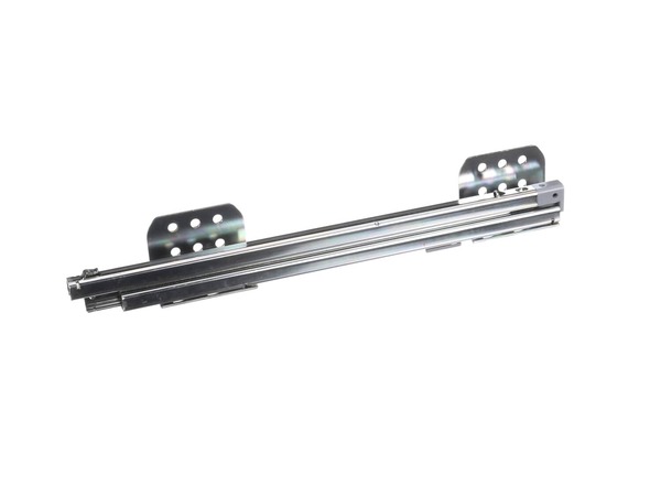 17814433-1-M-Blomberg-5754610200-Track Group