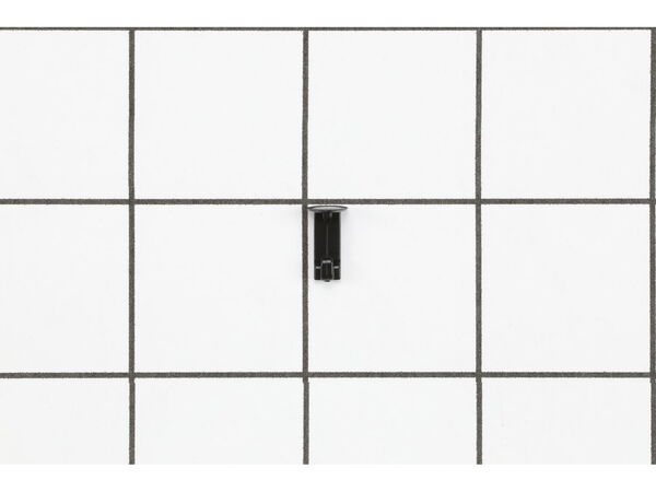 18267872-1-M-Pflueger-1216522-Line Clip