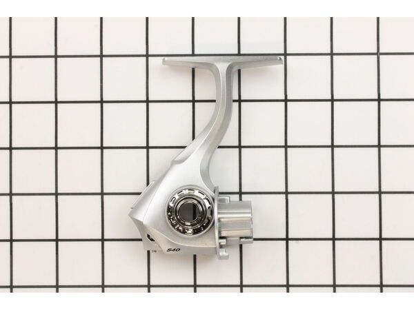 18270322-1-M-Abu Garcia-1279755-Body