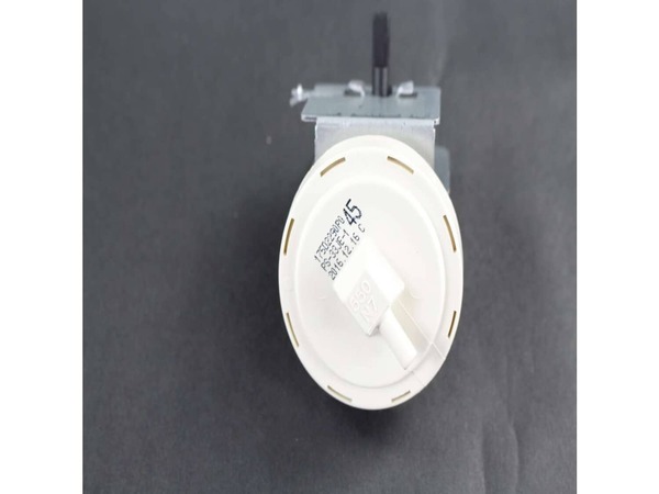 269904-1-M-GE-WH12X10173        -Water Level Pressure Switch